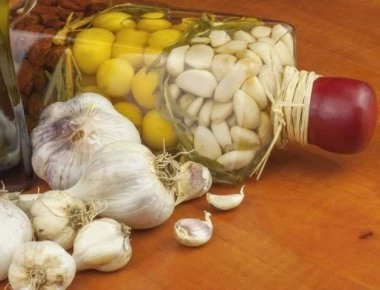 Πότε το σκόρδο προκαλεί παρενέργειες εάν καταναλωθεί σε μεγάλες ποσότητες